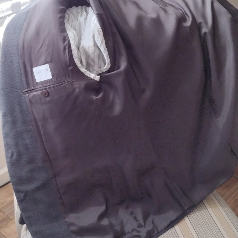 Armani Collezioni men tree-button wool sport jacket L
